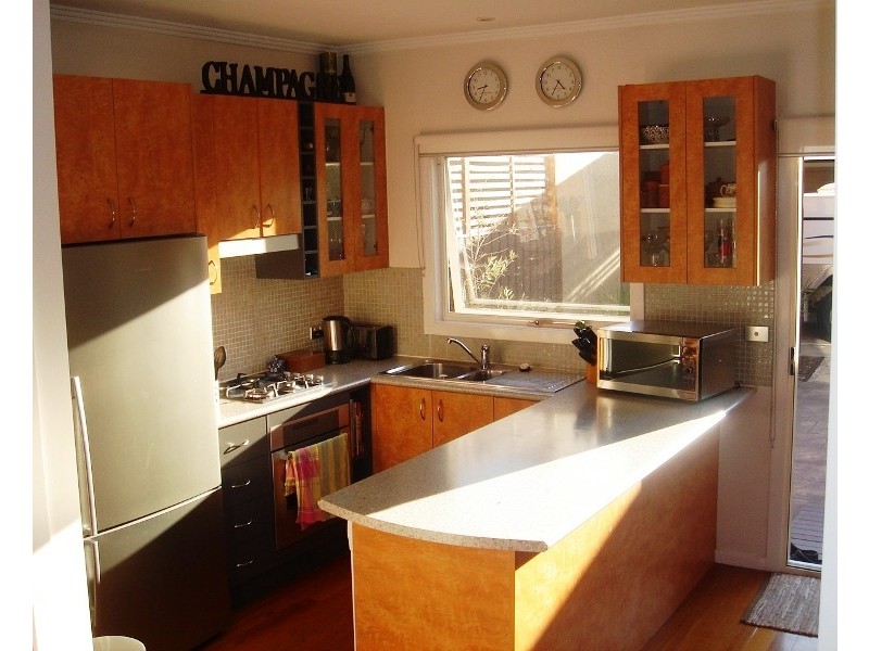 3/1 Ferguson St, Ascot Vale VIC 3032