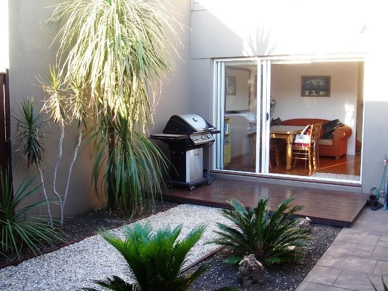 3/1 Ferguson St, Ascot Vale VIC 3032