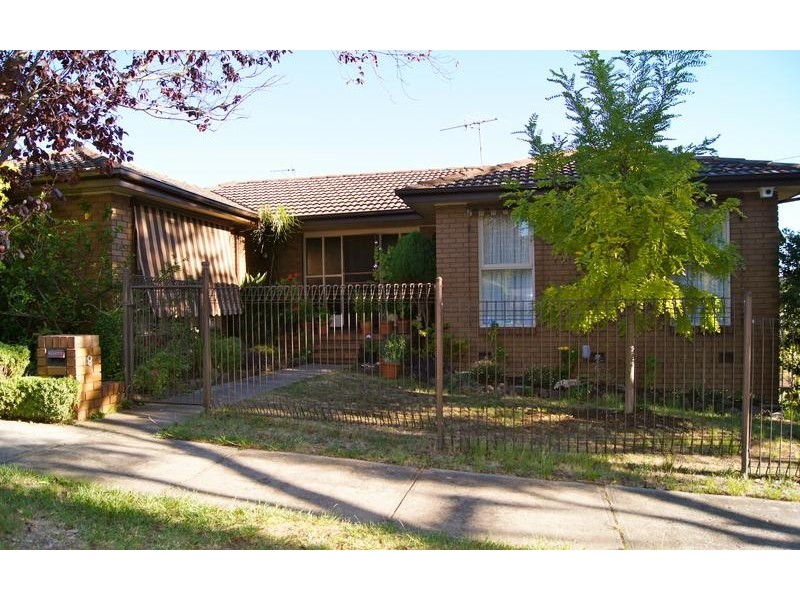 18 Herbert Crescent, Keilor East VIC 3033