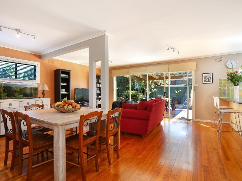 2 Dorset Avenue, Keilor East VIC 3033