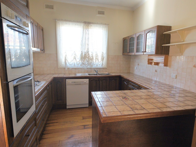 Essendon North VIC 3041