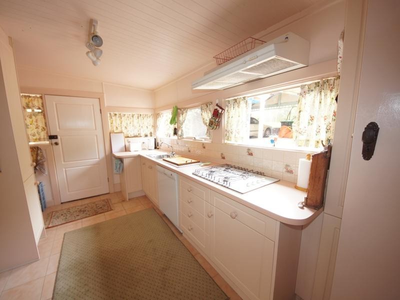 3 Lebanon Street, Strathmore VIC 3041