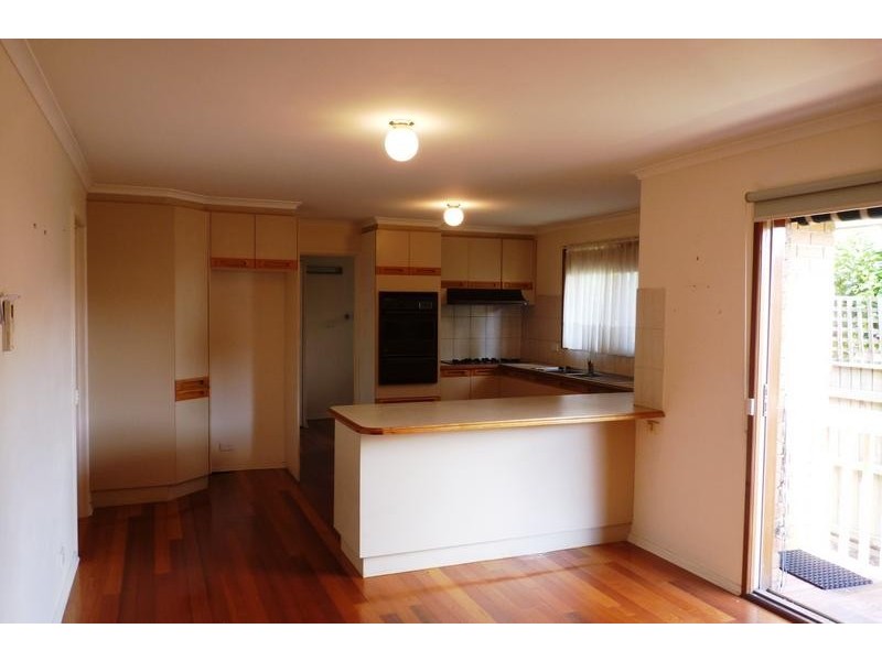 1/157 Bradshaw Street, Essendon VIC 3040