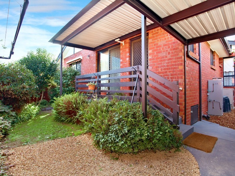 1/15 Dudley Street, Essendon North VIC 3041