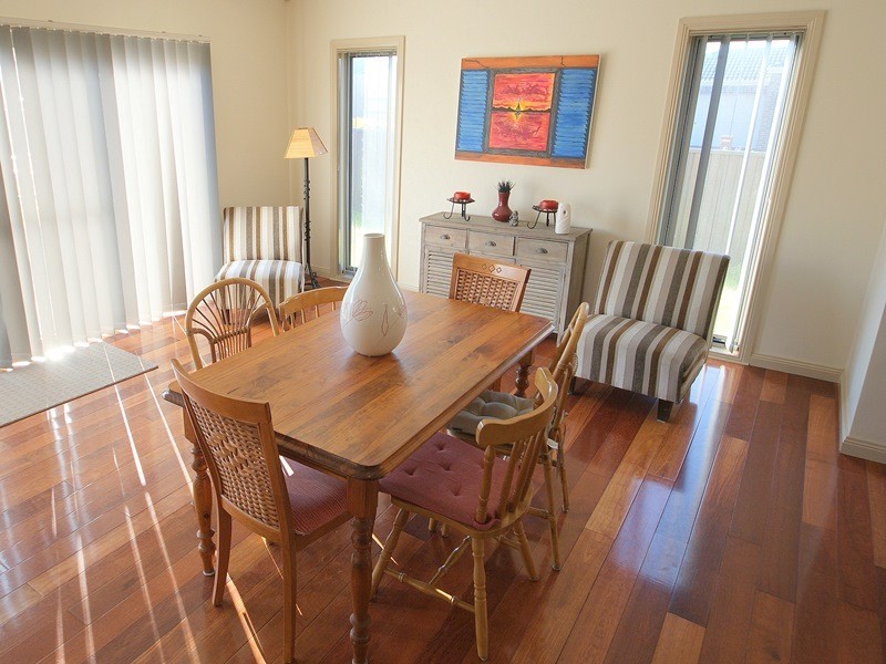 30 Cunningham Chase, Burnside Heights VIC 3023