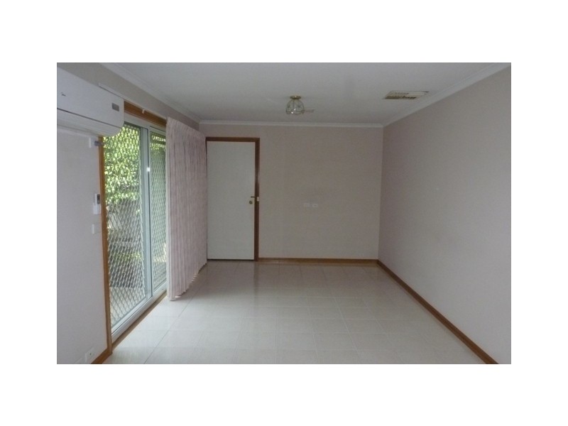 2/11 Jessie Street, Oak Park VIC 3046