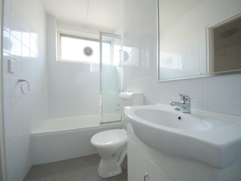 1/39 St Kinnord Street, Aberfeldie VIC 3040