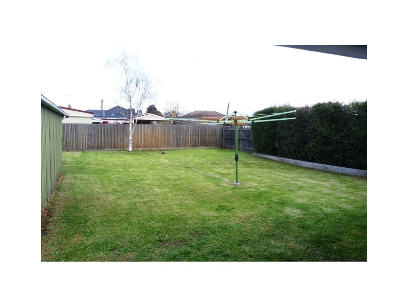 131 Victory Road, Airport West VIC 3042