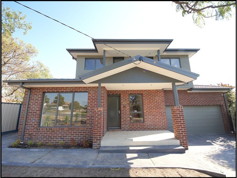 25 Melissa Street, Strathmore VIC 3041