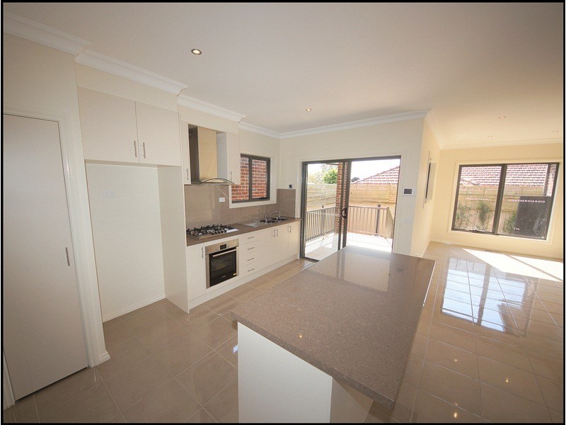 25 Melissa Street, Strathmore VIC 3041