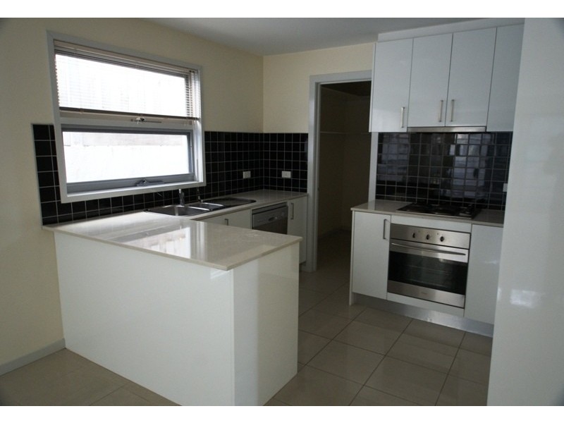 4/4 Herbert Street, Pascoe Vale VIC 3044