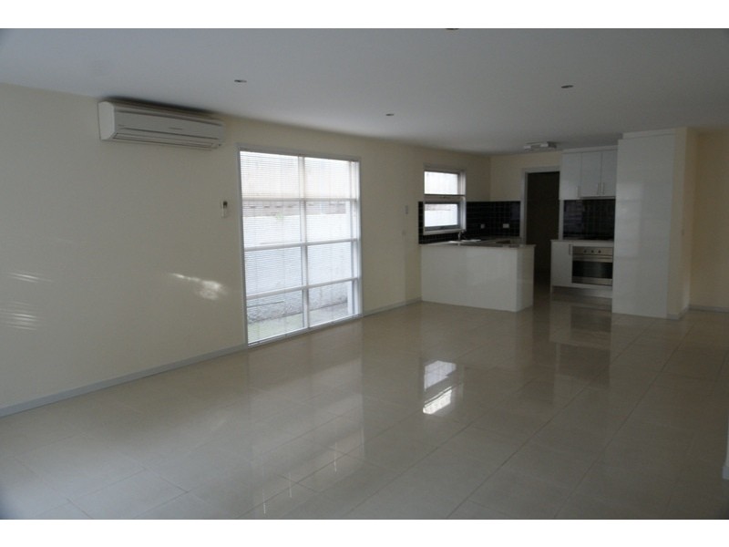 4/4 Herbert Street, Pascoe Vale VIC 3044