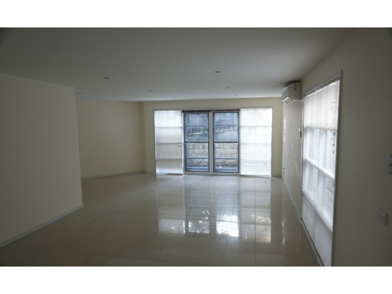 4/4 Herbert Street, Pascoe Vale VIC 3044