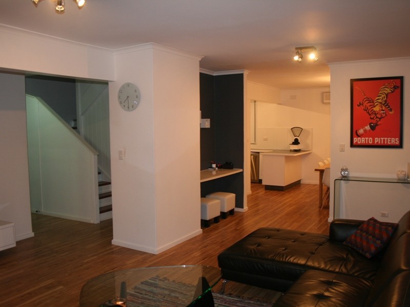 94 Bamford Avenue, Westmeadows VIC 3049