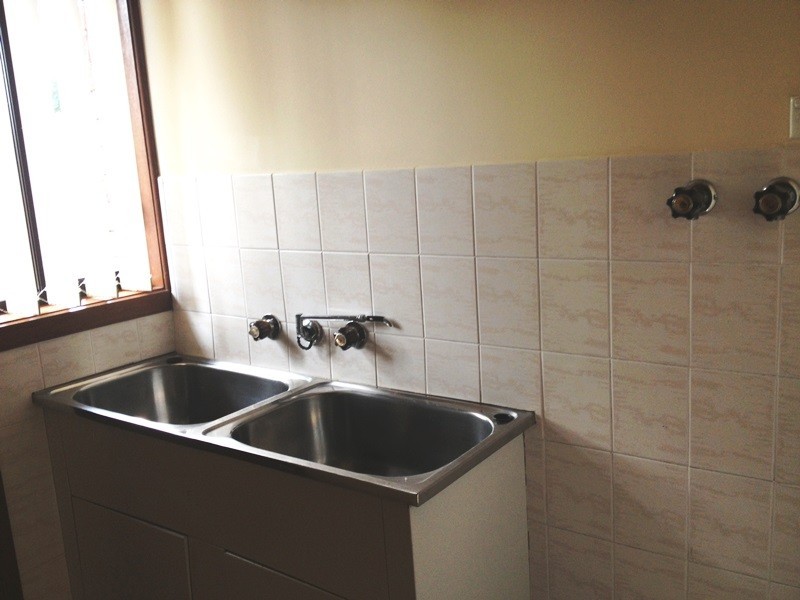 2/6 KIndale Court, Avondale Heights VIC 3034