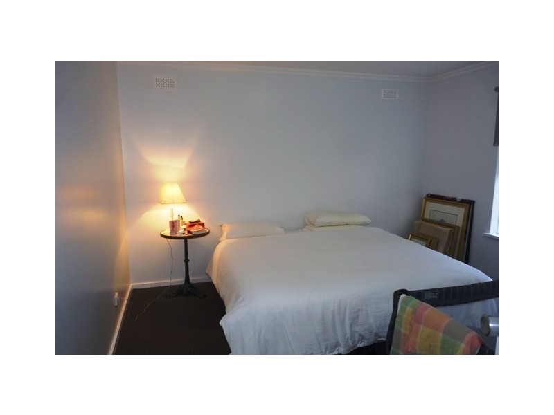 4/24 Leslie Road, Essendon VIC 3040