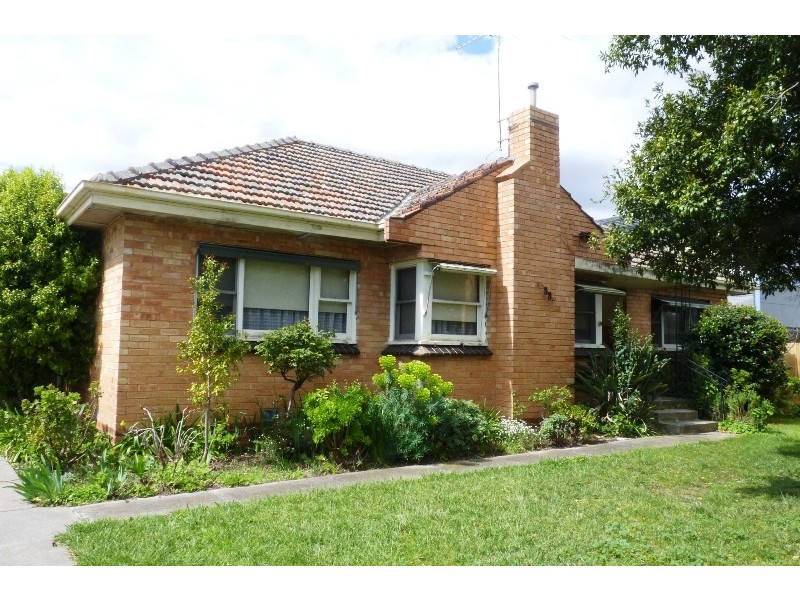 88 Bradshaw Street, Essendon VIC 3040