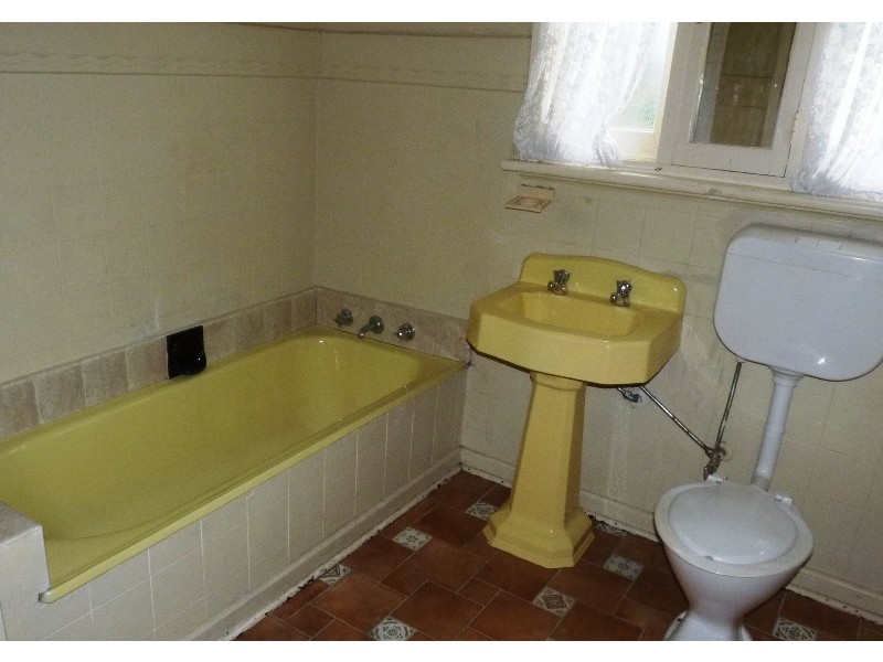 88 Bradshaw Street, Essendon VIC 3040