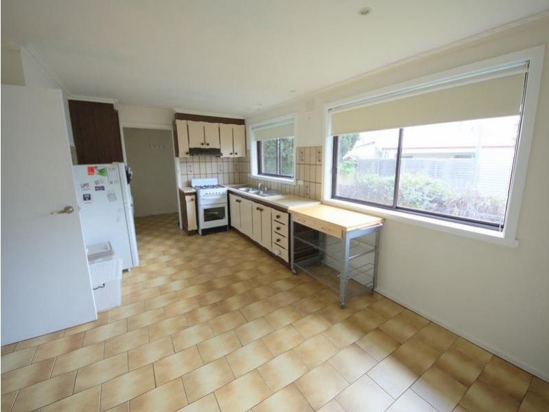 27 Epsom Road, Ascot Vale VIC 3032