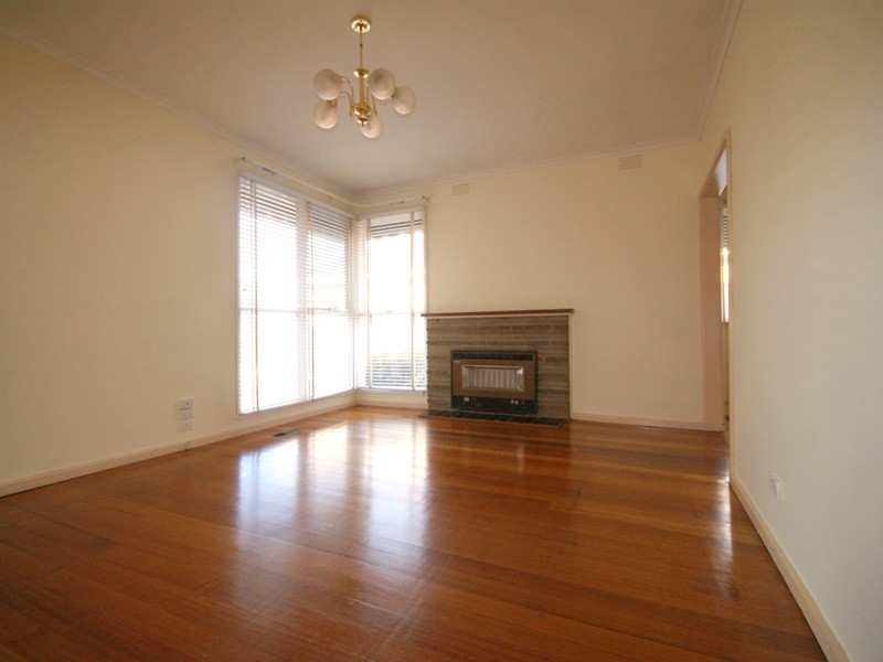 107 Moore Road, Airport West VIC 3042