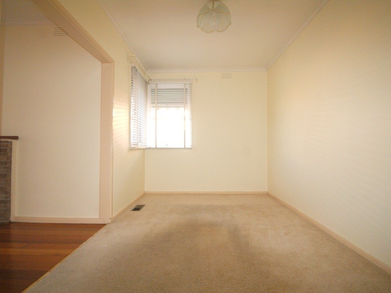 107 Moore Road, Airport West VIC 3042