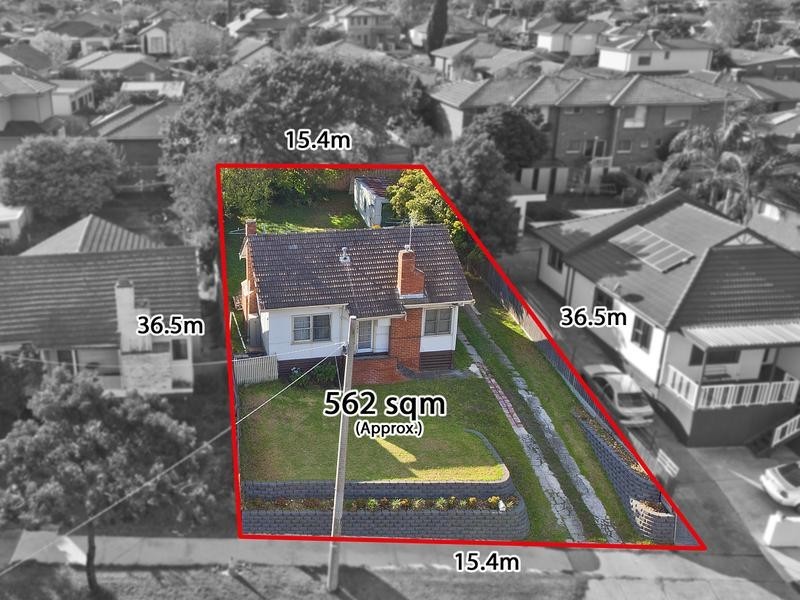 702 Pascoe Vale Road, Oak Park VIC 3046