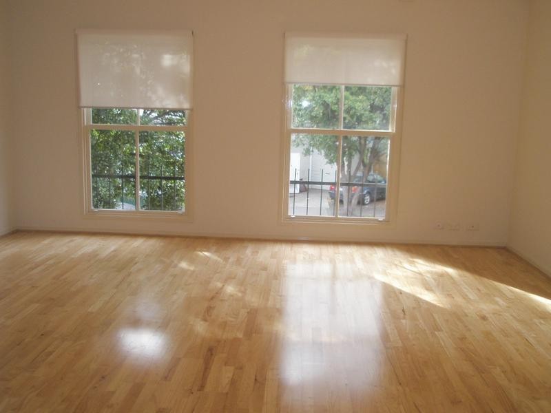 2/3 Miles Street, Southbank VIC 3006