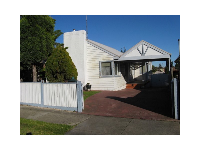 3 Grandview Avenue, Pascoe Vale South VIC 3044