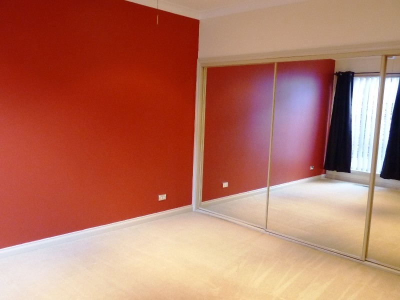 2/22 Ethel Street, Oak Park VIC 3046