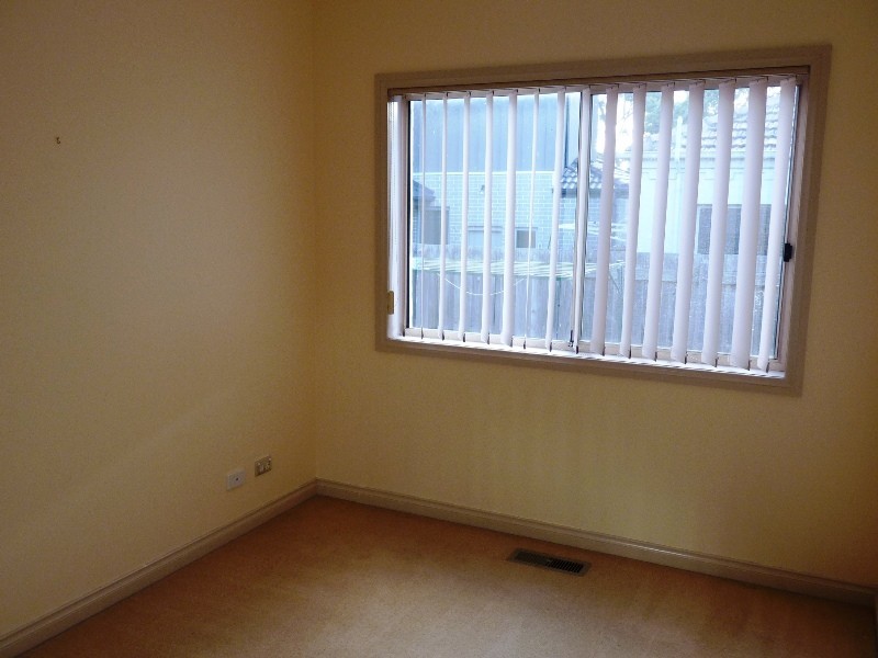 2/22 Ethel Street, Oak Park VIC 3046