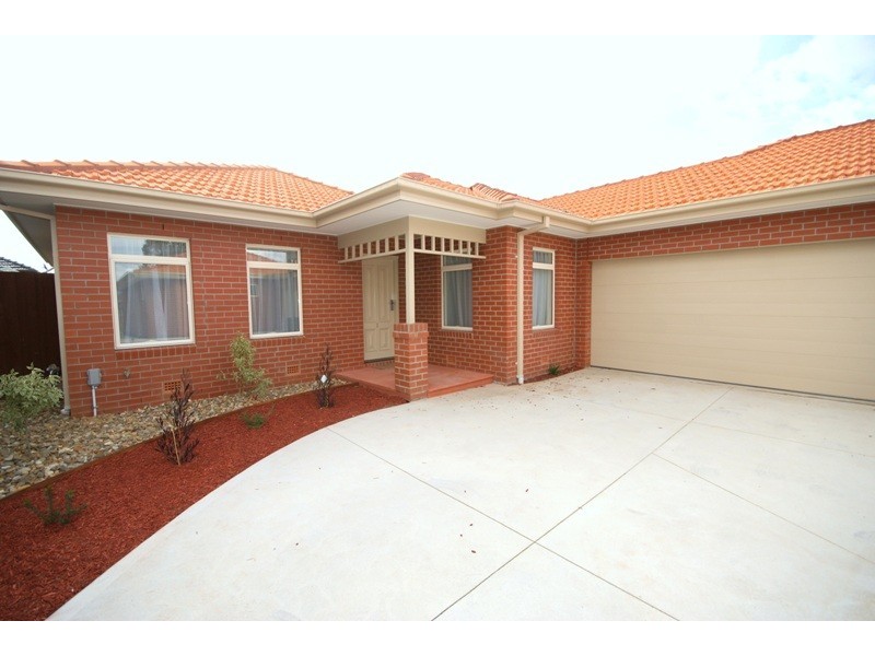 2/29 Prince Street, Essendon VIC 3040