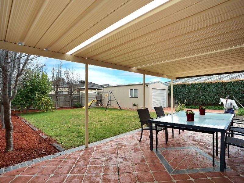 71 Timele Drive, Hillside VIC 3037