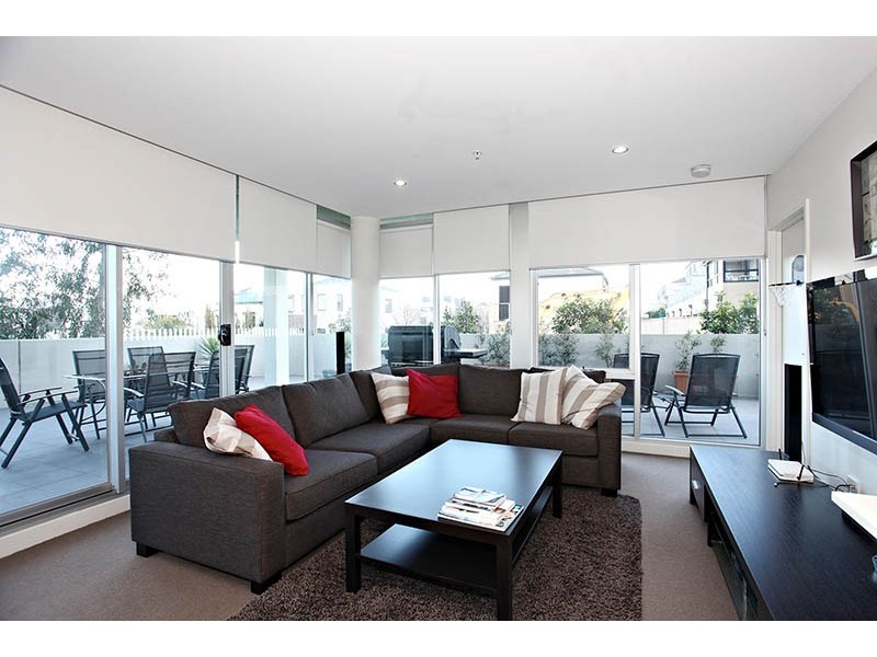 14/2 La Scala Avenue, Maribyrnong VIC 3032