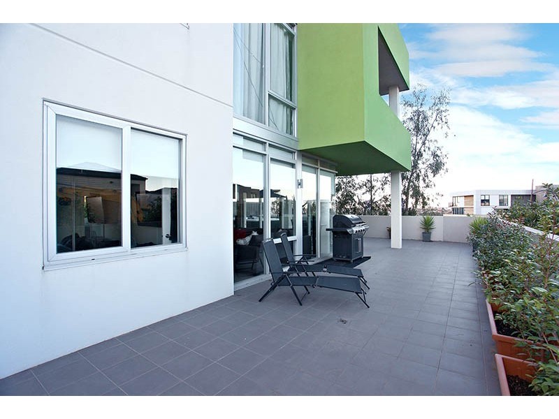 14/2 La Scala Avenue, Maribyrnong VIC 3032