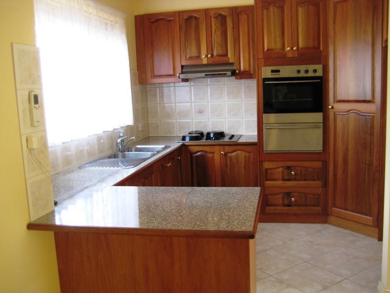 1/33 Renown Street, Essendon North VIC 3041