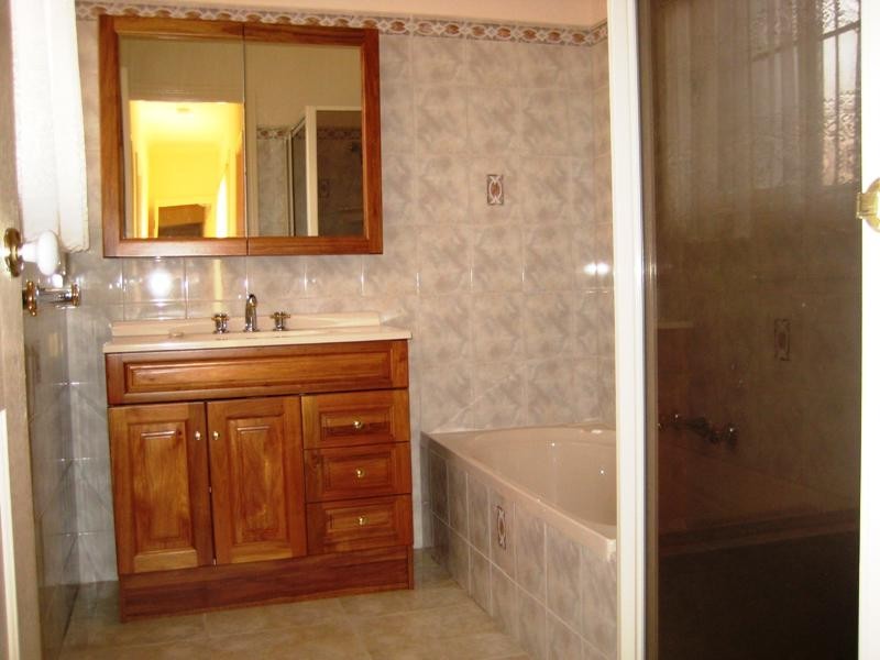 1/33 Renown Street, Essendon North VIC 3041