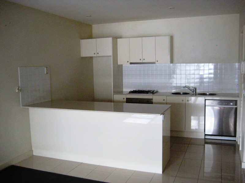 6/42-50 Napier Crescent, Essendon VIC 3040