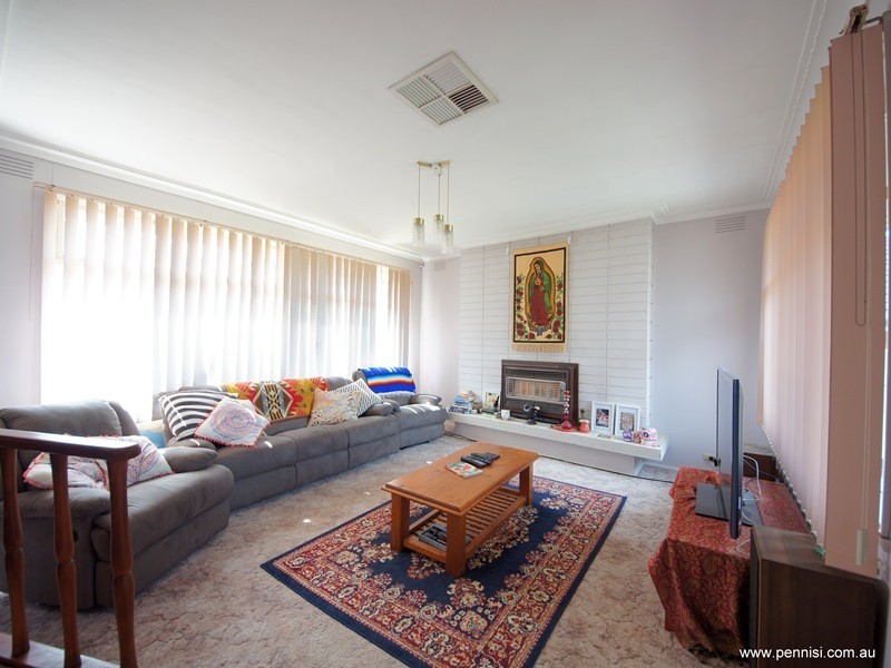 28 Patricia Street, Keilor East VIC 3033