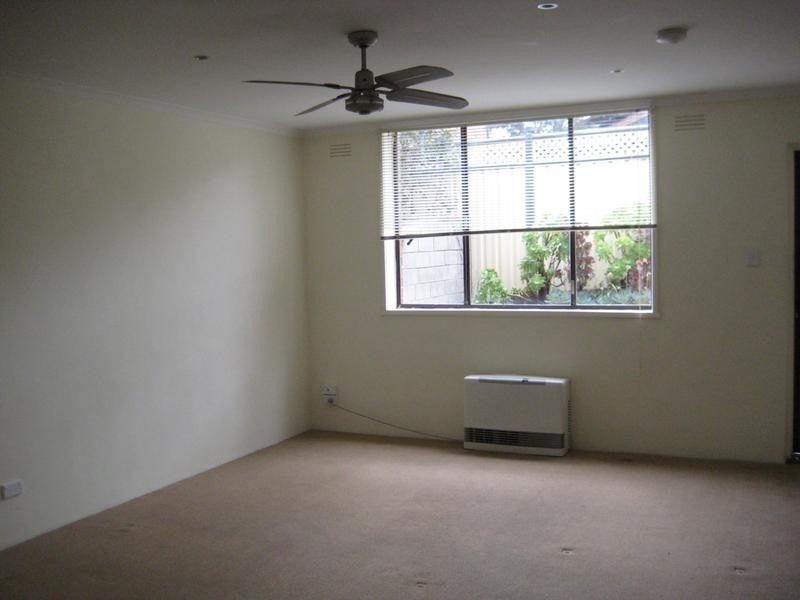 1/25 Lincoln Road, Essendon VIC 3040