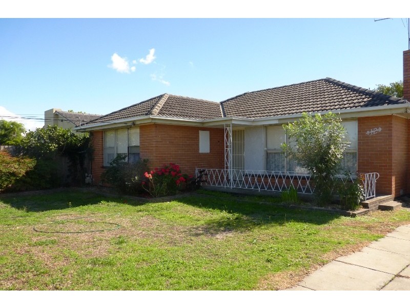 12 Roberts Street, Keilor East VIC 3033