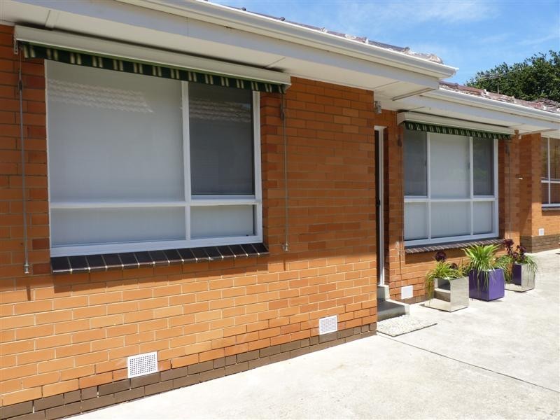 2/4 Combermere St, Aberfeldie VIC 3040