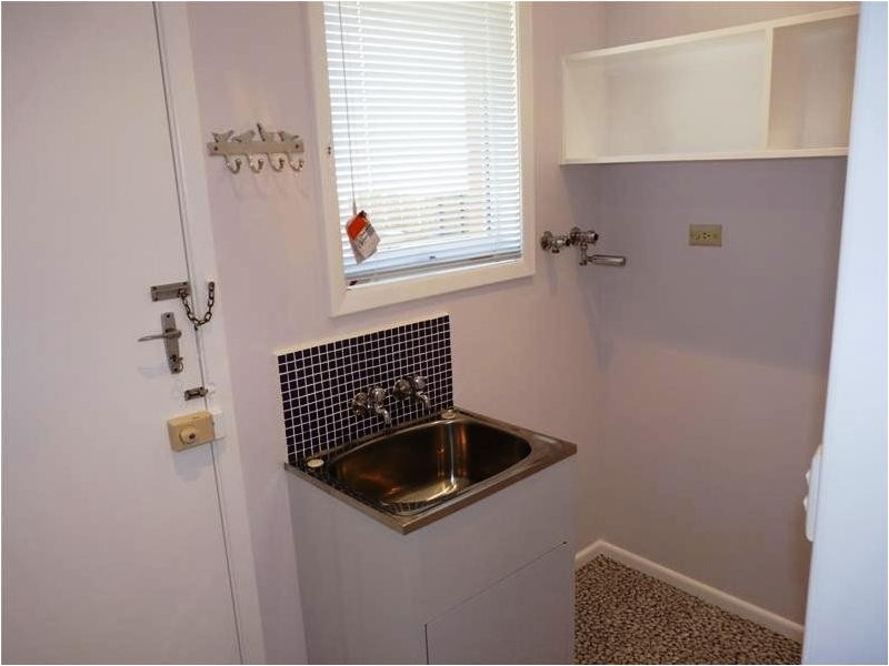 2/4 Combermere St, Aberfeldie VIC 3040