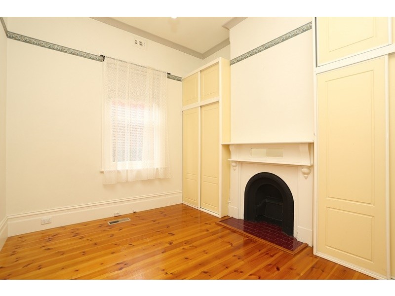 13 Flower Street, Essendon VIC 3040