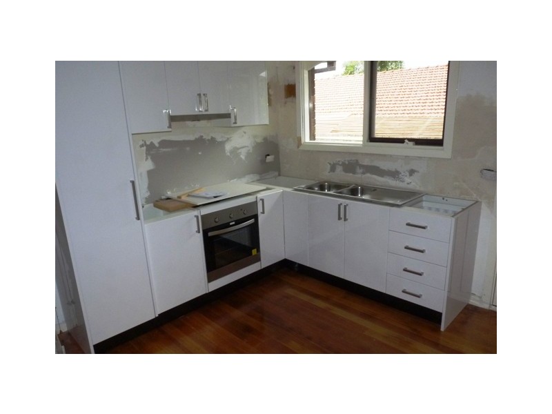 2/26 Ballater Street, Essendon VIC 3040