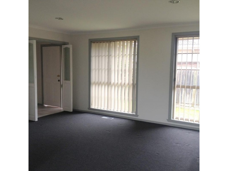 2/18 Duffy Street, Essendon VIC 3040