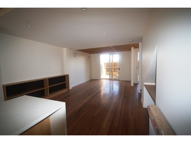 2/79 Wilson Street, Moonee Ponds VIC 3039