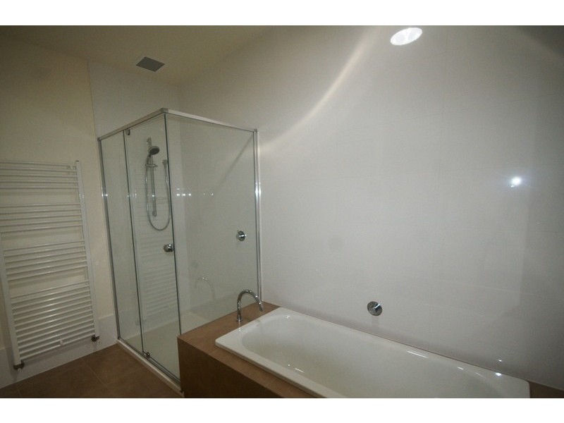 2/79 Wilson Street, Moonee Ponds VIC 3039