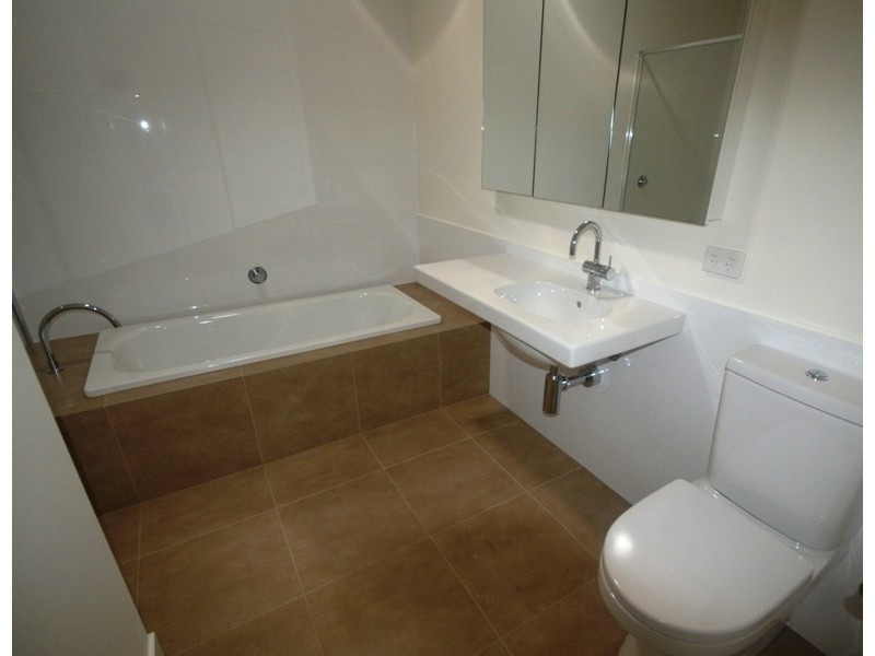 2/79 Wilson Street, Moonee Ponds VIC 3039