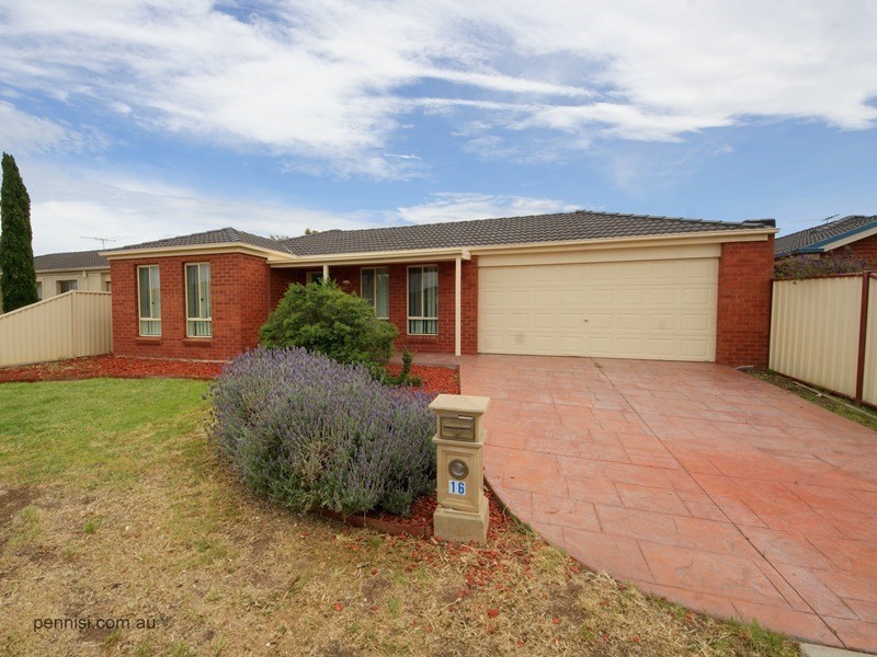 16 Marner Avenue, Hillside VIC 3037