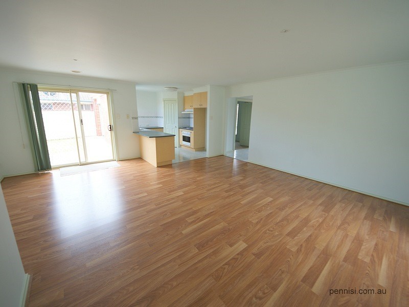 16 Marner Avenue, Hillside VIC 3037